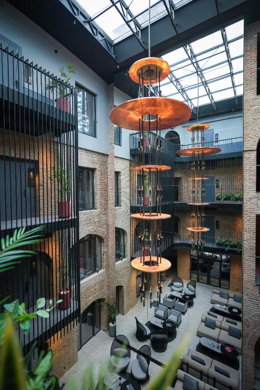 Qarvasla Hotel 5*