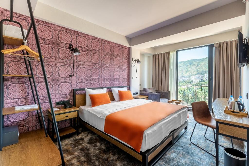 Biography Design Tbilisi 4*