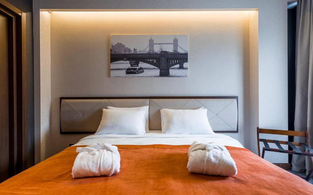 Bridge Hotel 4*