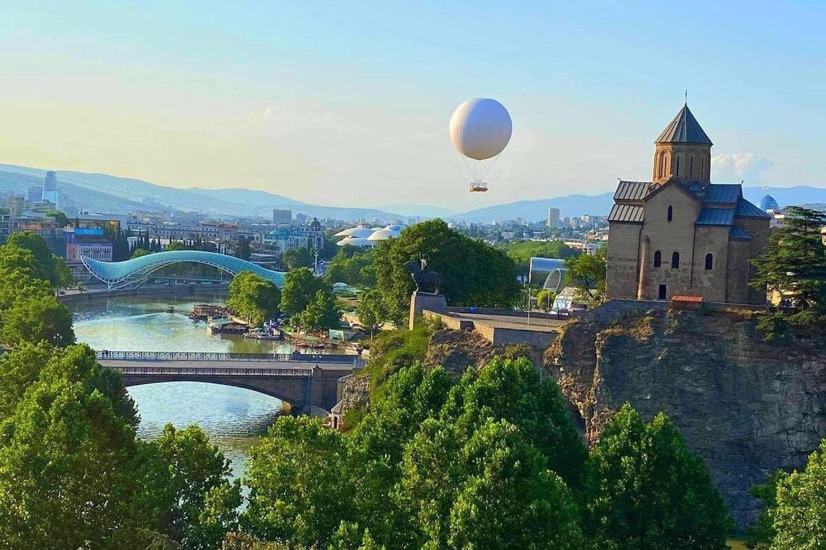 Hot air balloon ride in Tbilisi
