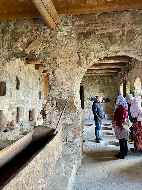 Group<br/>tours in the Caucasus