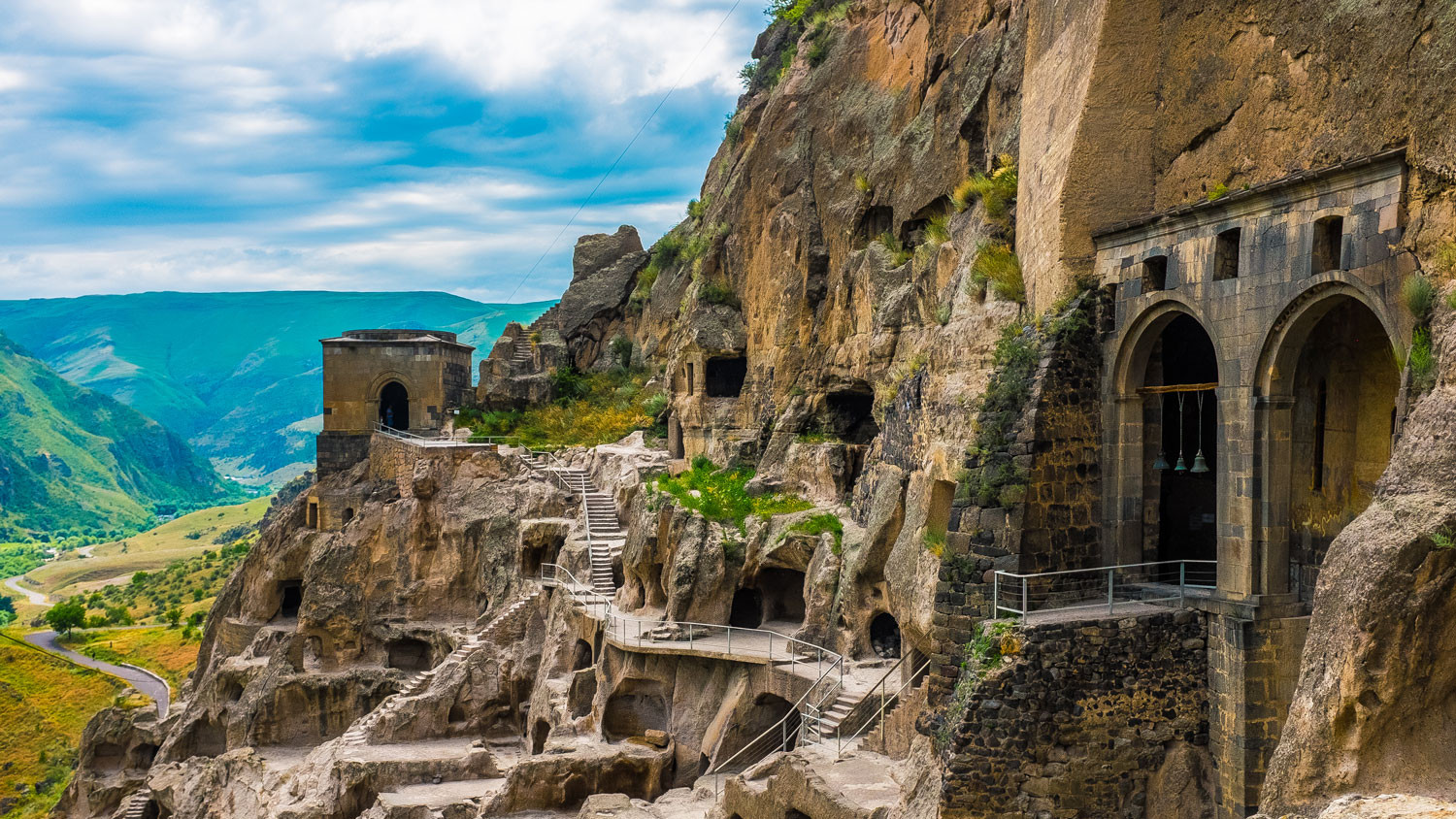 Vardzia - Borjomi- Group Tour